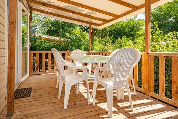 Eurocamp Mobilhomes At Brioni Sunny Campingplatz *